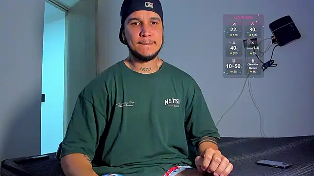 austinoficial live cam on StripChat