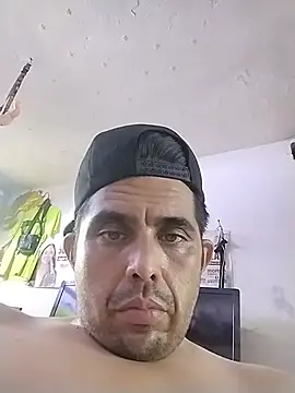manuel4200 live cam on StripChat