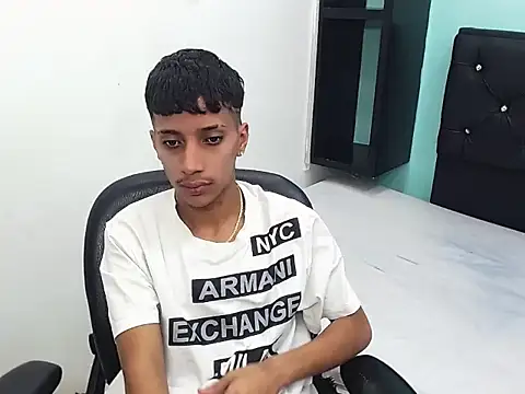 brayan__hot__ live cam on StripChat