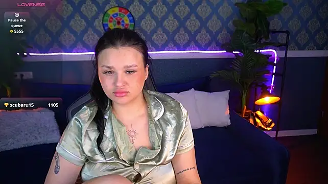 CherrryQueen live cam on StripChat