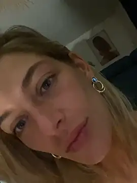 Bellalolahot