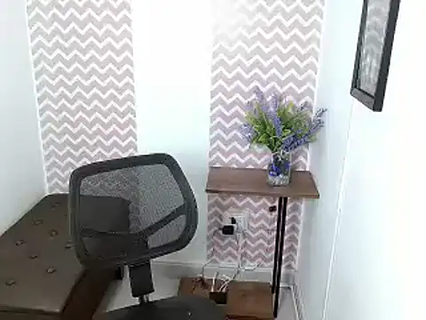 dayanacarson live cam on StripChat