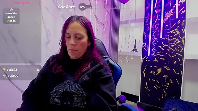 Chantalvedette live cam on StripChat