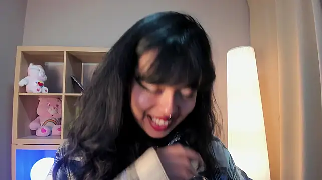 Saphyralux live cam on StripChat