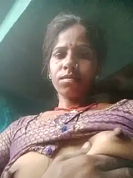 Anika_sharmaa live cam on StripChat