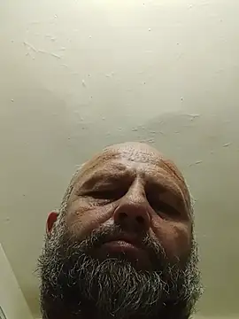 AlexandruCsaba live cam on StripChat