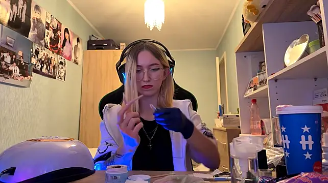 SoniaKotts webcam