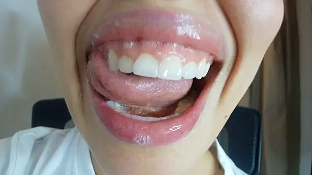 lisbet21x live sex cam
