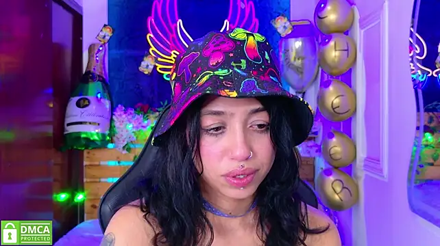 REDHOTTER_ webcam