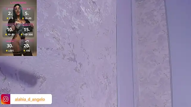 Alahia_Dangelo webcam