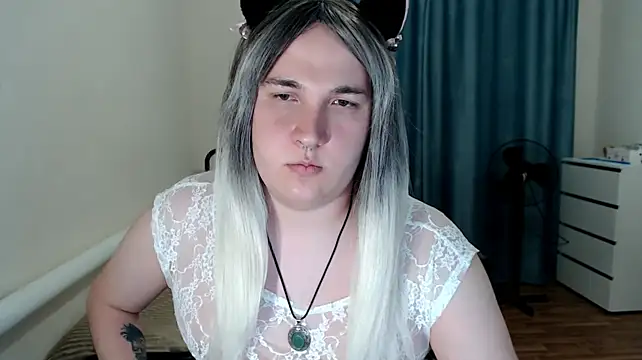 EvaMiron's room