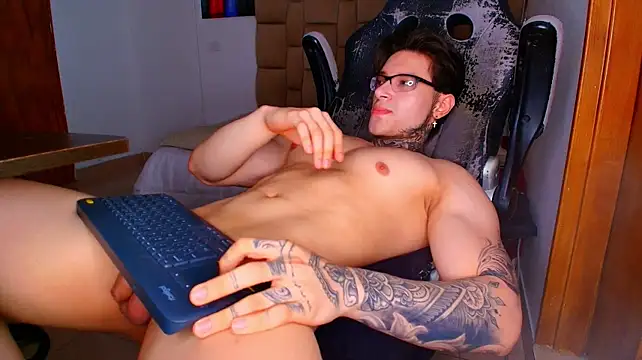 DennisWalkerr