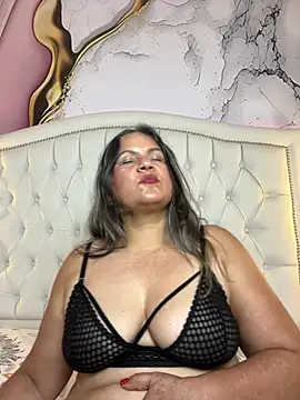Lucy_Milf_474