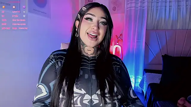 Bella--green webcam