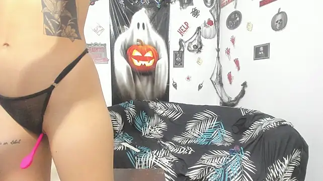 Mia_Luxxe webcam