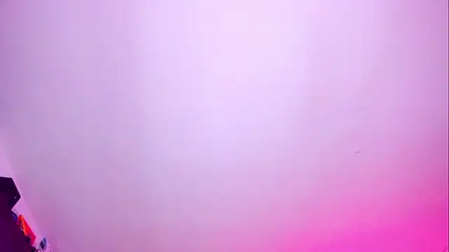 Vannessa__Shy live cam preview