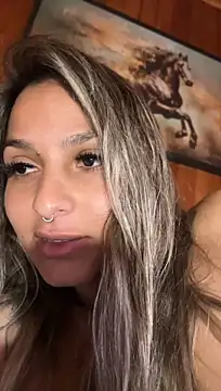 AliceStone19 webcam