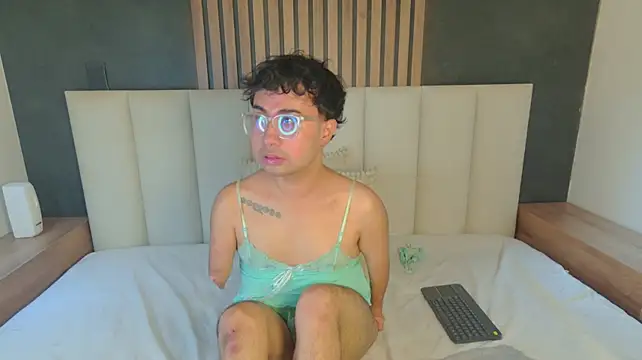 Sam_Velvett webcam
