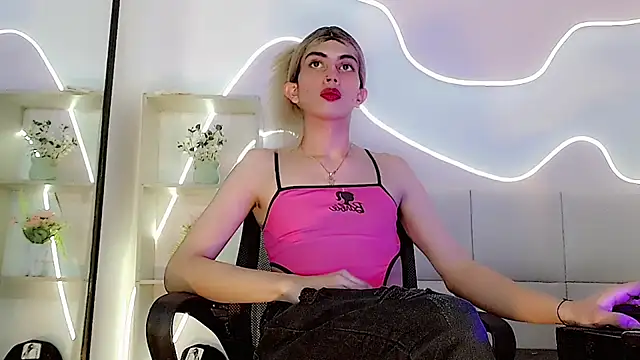 Daniela_Pink_