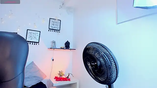 martina_mancini webcam