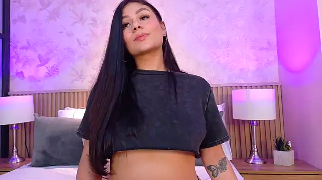 ValeriaMonet webcam
