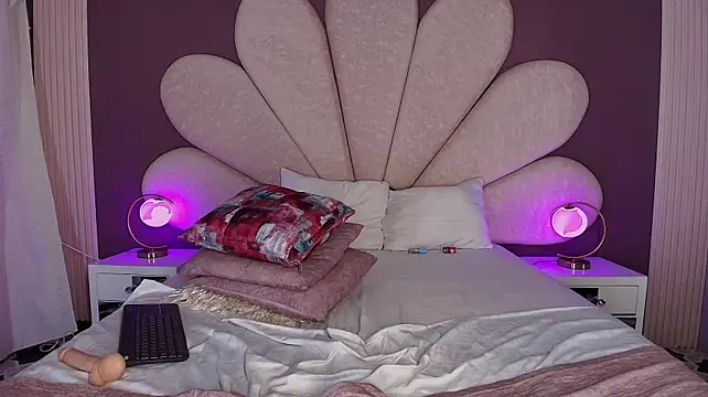 ParisRose_ webcam