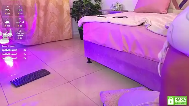 CRISTALBROKE_TAY webcam