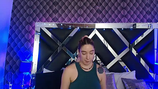 victoriaa_lee_ webcam
