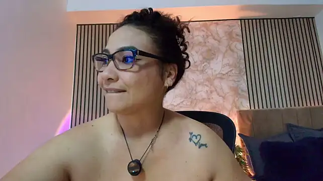 JuliRamirez webcam