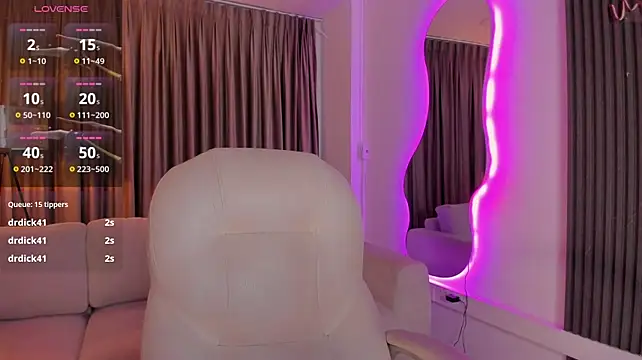 Sarah_Stone_