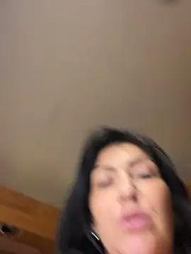 LittleMissEeve webcam