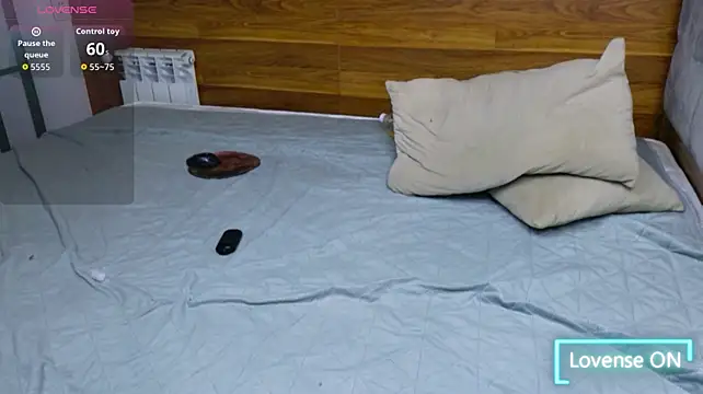 DennisGartmanB live cam on StripChat