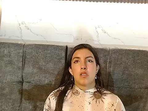 stefaniacutefon live cam on StripChat