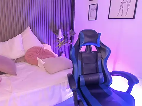 CaeliThalyana webcam