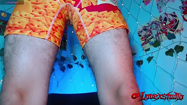 LovexJuxn77 live cam preview