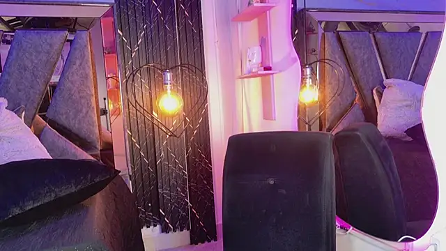 luxxo_xo webcam