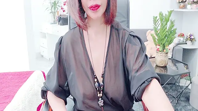 Miu-Le live cam on StripChat