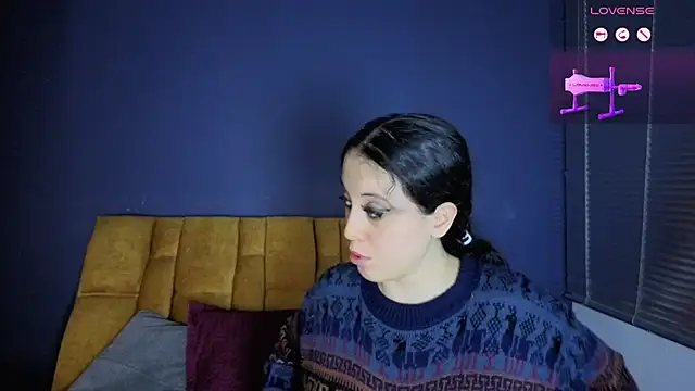 KendraaSimons webcam
