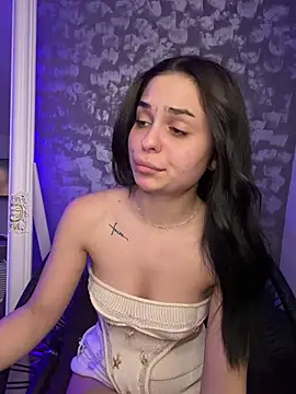 Olivia_Noor webcam