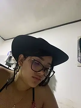 Lorein_cute18 webcam