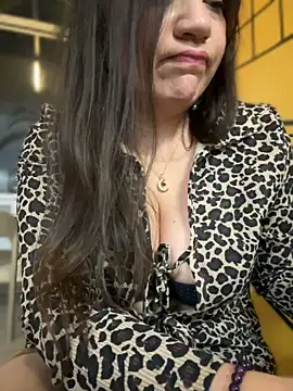 Bella_Pascualina webcam