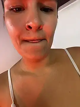 luciemiler live cam on StripChat
