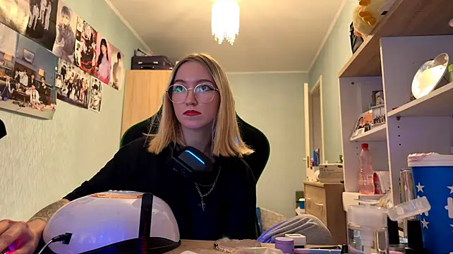 SoniaKotts webcam