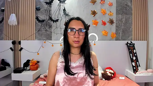 CuteCherryVelvet webcam