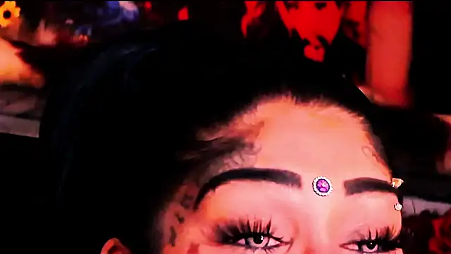 indian_dreamgirl webcam