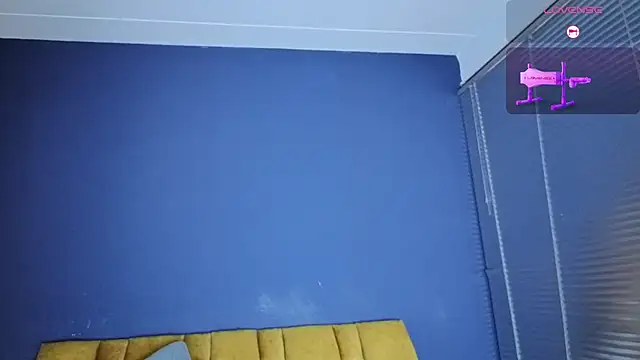 KendraaSimons webcam