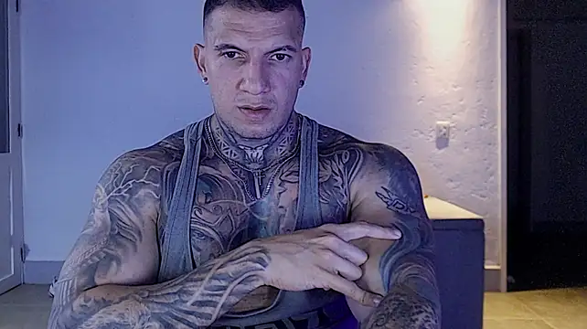 Shane_Clay webcam