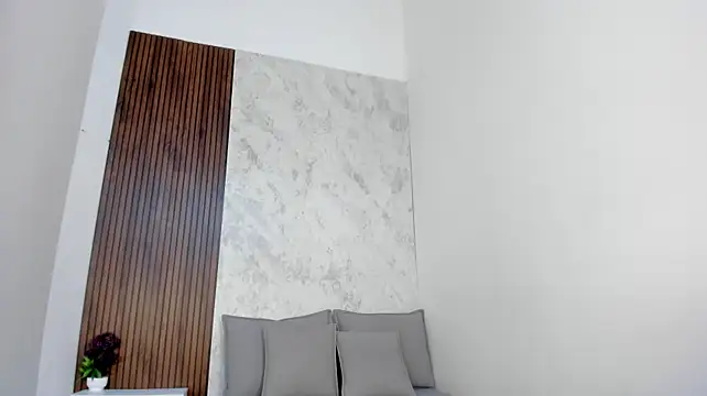 Mistt_Mia webcam