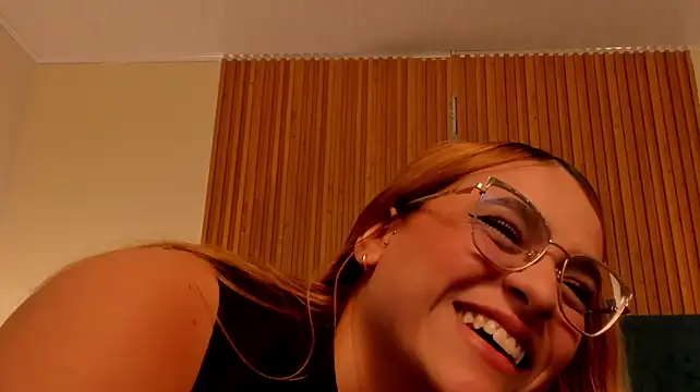 Amber_kiss_ webcam