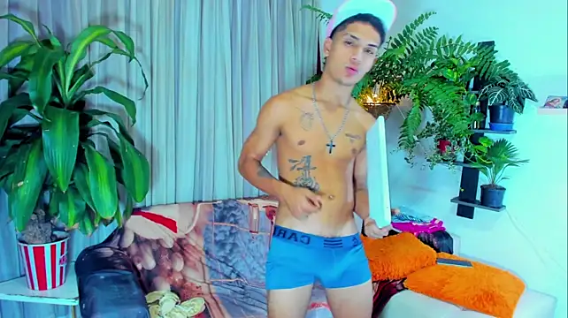 Boy_Leon_X webcam